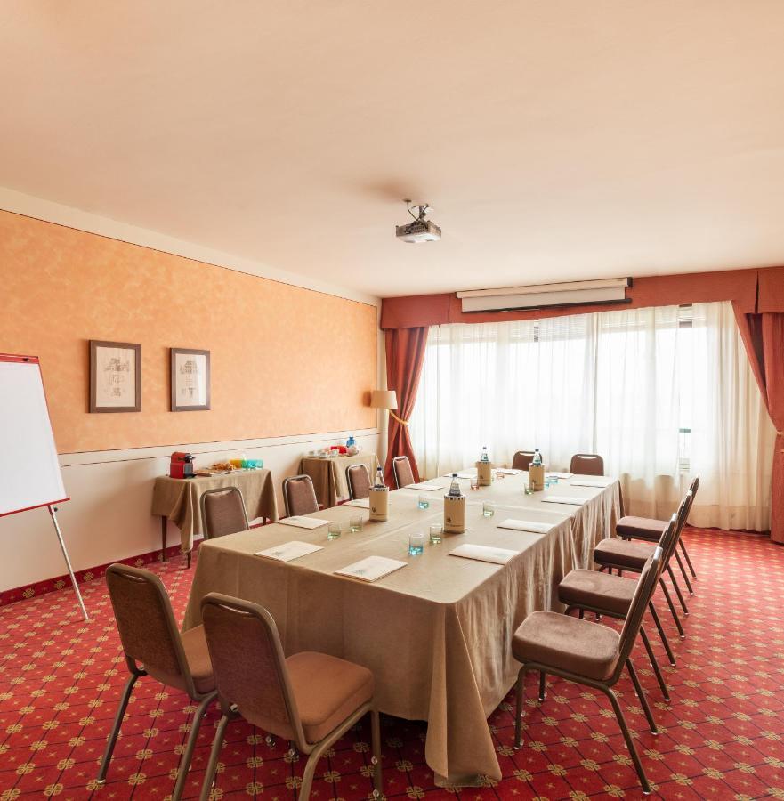 Hotel Ambasciatori Μπρέσια Εξωτερικό φωτογραφία